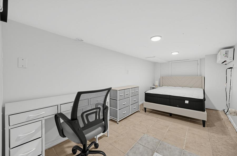 Room 11
