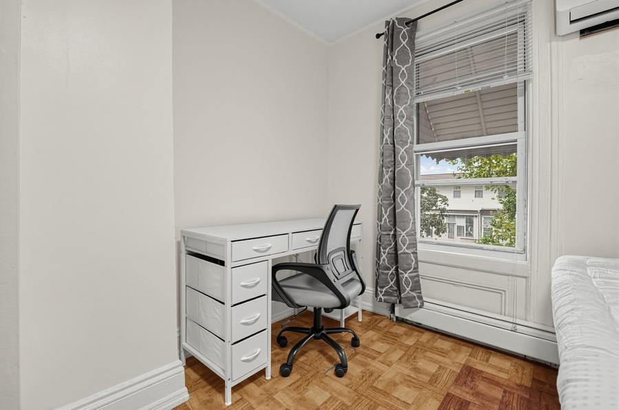 Room 6 Desk